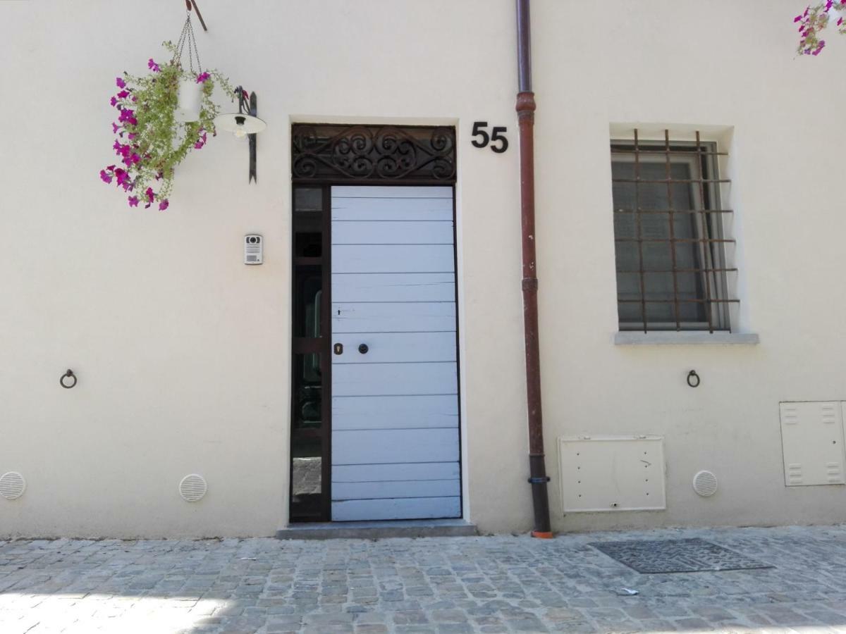 Tambien B&B Pesaro Ngoại thất bức ảnh